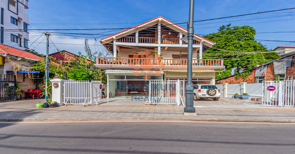 Commercial Building for Sale on Taphul Road, Siem Reap City
