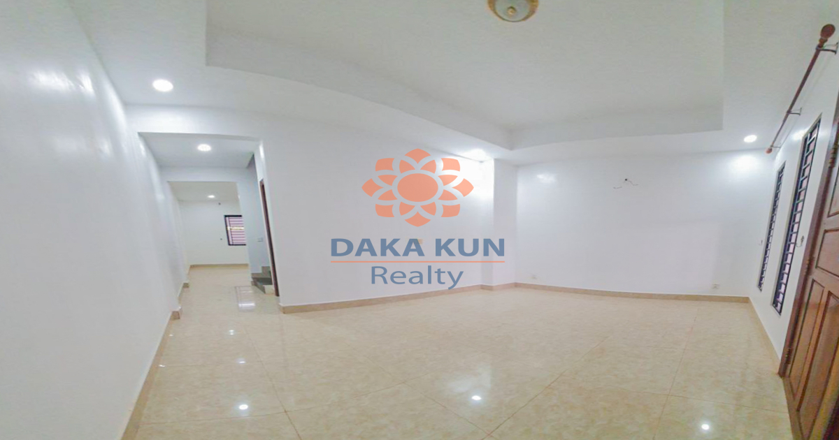 2 Bedrooms House for Sale in Siem Reap City, Svay Dangkum