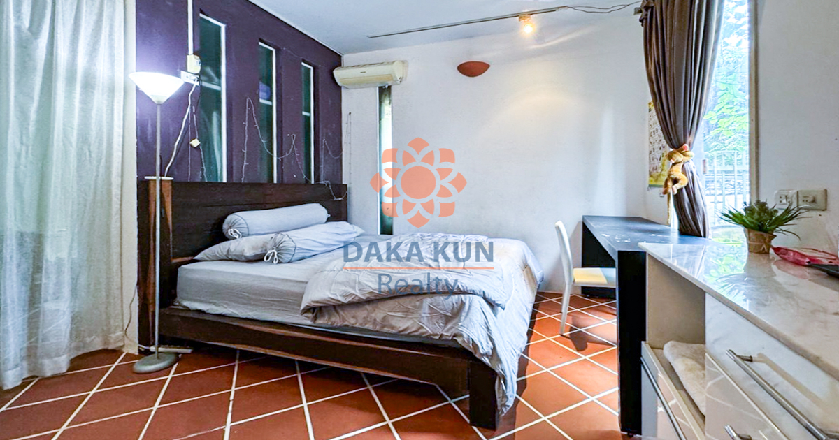 Two-Building House Compound for Sale in Siem Reap City