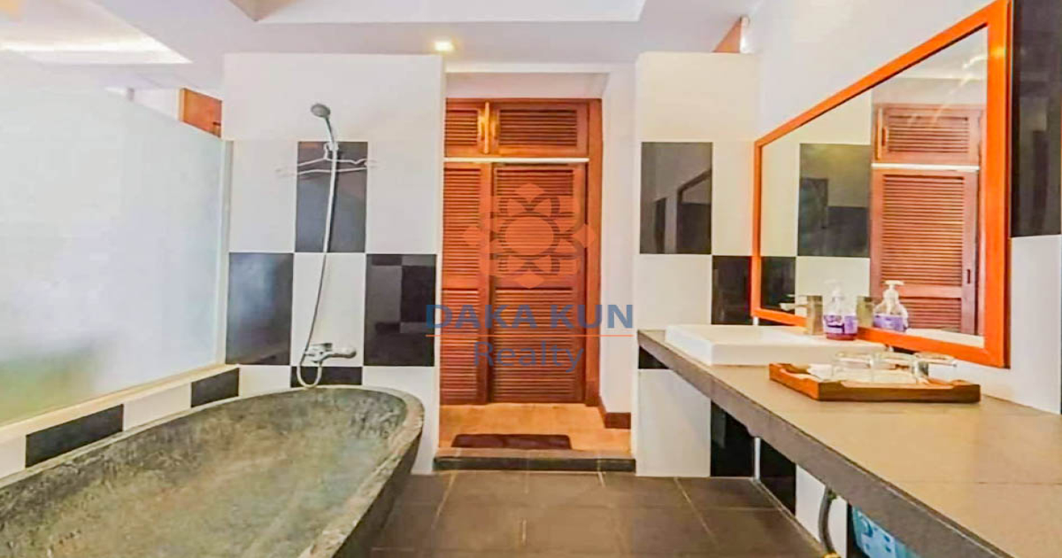9-Bedroom Hotel for Sale in Siem Reap City, Sok San Road