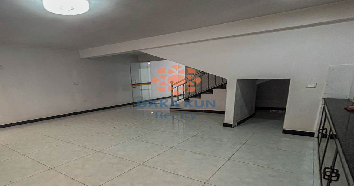 Commercial House for Rent in Siem Reap City, at Watbo Road