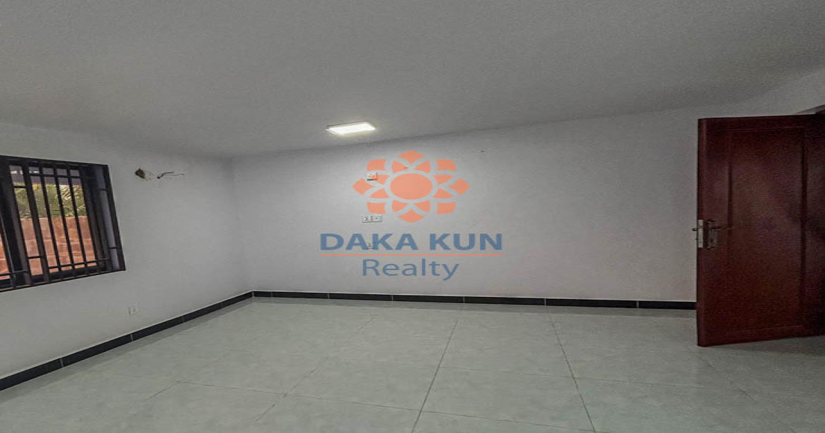 Commercial House for Rent in Siem Reap City, at Watbo Road