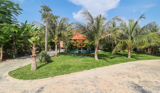 Urgent Sale, Land in Siem Reap City Behind Makro near Khnar