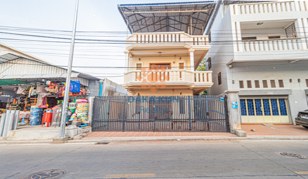 Shophouse for Rent in Krong Siem Reap-near National Rd 6