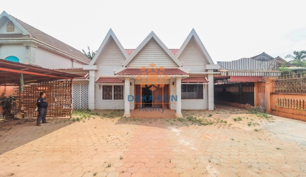 4 Bedrooms House for Rent in Siem Reap-Sala kamreuk