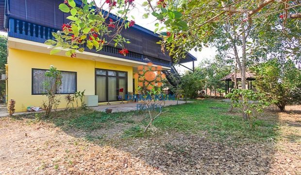 3 Bedrooms Wooden House for Rent in Siem Reap