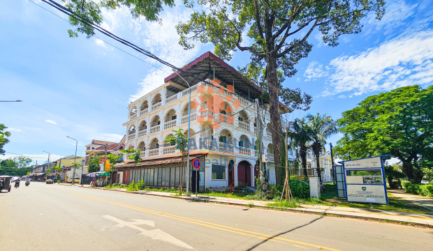 Commercial Building for Rent on Main Road near Angkor Market II
