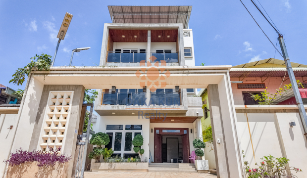 7 Bedrooms House for Rent in Siem Reap City - Sla Kram