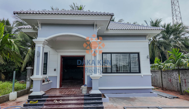 2 Bedrooms House for Rent in Sala Kamreuk, Siem Reap City