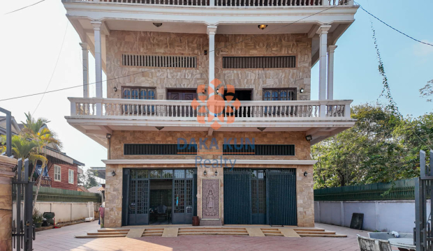 12 Bedrooms House for Rent Near Riverside - Siem Reap City