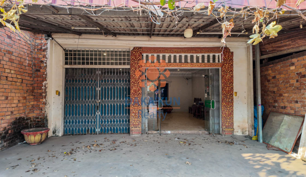 2 Bedrooms House for Rent in Siem Reap City, Sla Kram - Riverside