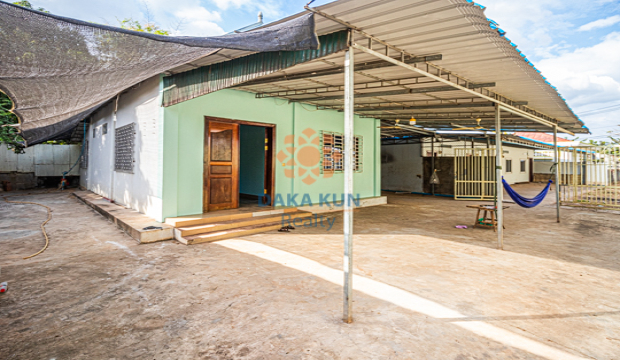 2 Bedrooms House for Rent in Siem Reap-Sala Kamreuk