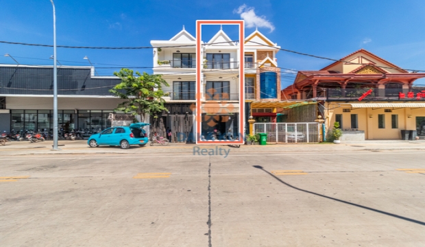6 Bedrooms House for Rent in Siem Reap-Svay Dangkum