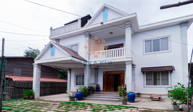 4 Bedrooms House for Rent in Siem Reap city-Sla Kram