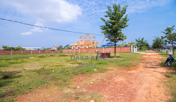 Land for Sale in Krong Siem Reap-Sala Kamreuk