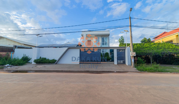 Modern​ Villa for Sale in Siem Reap City near Phsar Leu Market