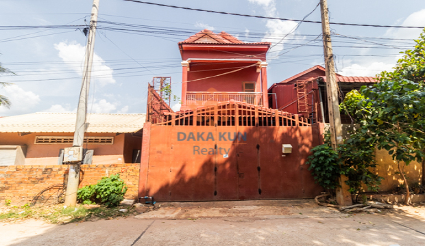 5 Bedrooms House for Rent in Krong Siem Reap-Sala Kamreuk