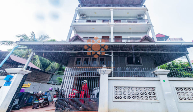 House for Sale in Siem Reap City near Phsa Kraom Market