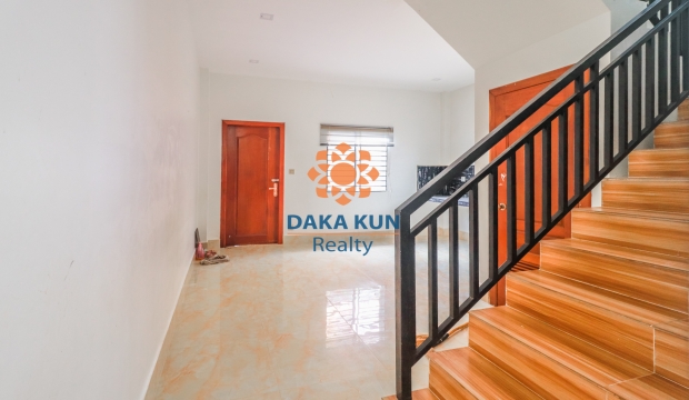 2 Bedrooms House for Rent in Siem Reap-Svay Dangkum