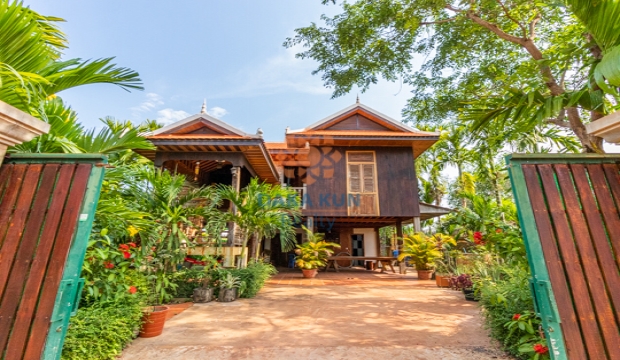 1 Bedroom Wooden House for Rent in Siem Reap