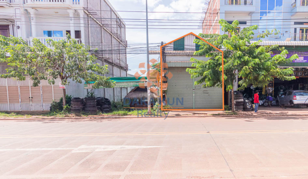 Land and Shop for Sale In Siem Reap City-Chea Sim Road