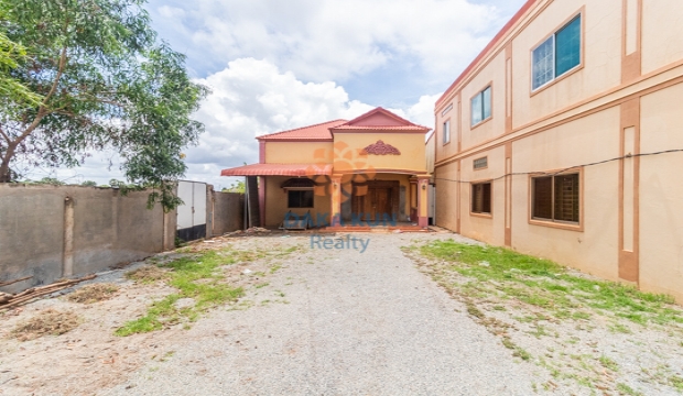 5 Bedrooms House for Rent in Siem Reap - Sala Kamreuk