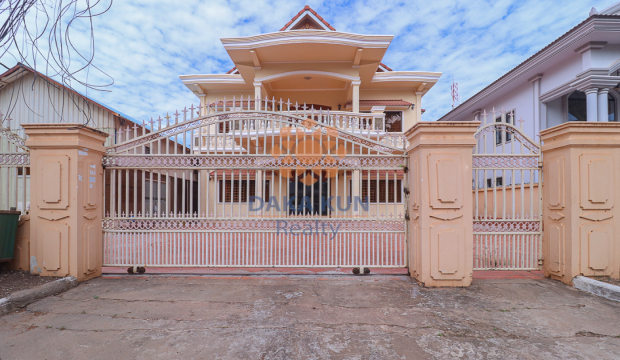 8 Bedrooms House for Rent in Siem Reap City, Svay Dangkum