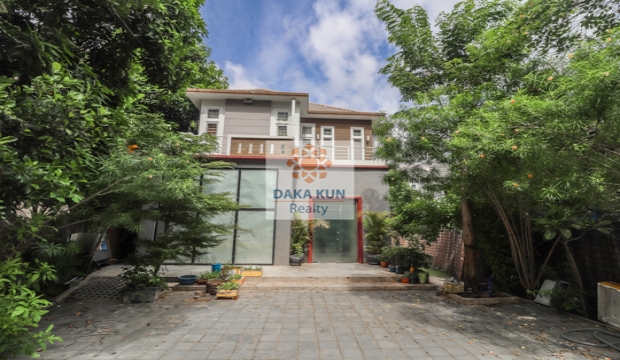4 Bedrooms House for Rent in Siem Reap - Slor Kram