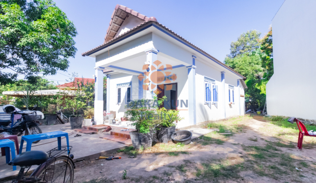 2 Bedrooms House For Rent In Siem Reap City-Sala Kamreuk