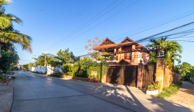 Wooden House For Sale In Siem Reap City