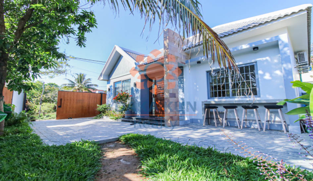 2 Bedrooms Private House with Garden for Rent in Siem Reap