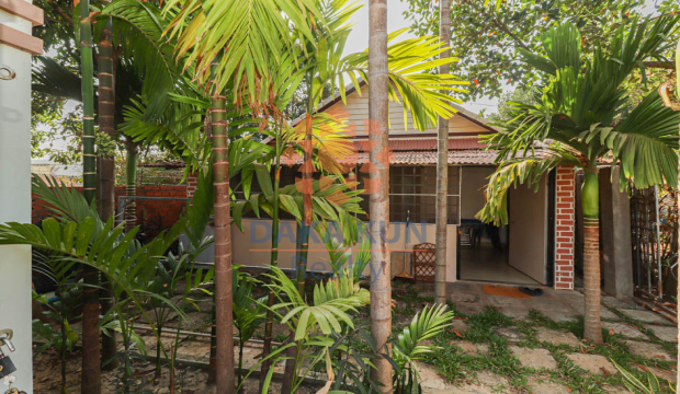 2 Bedrooms House for Rent in Siem Reap City, Sala Kamreuk