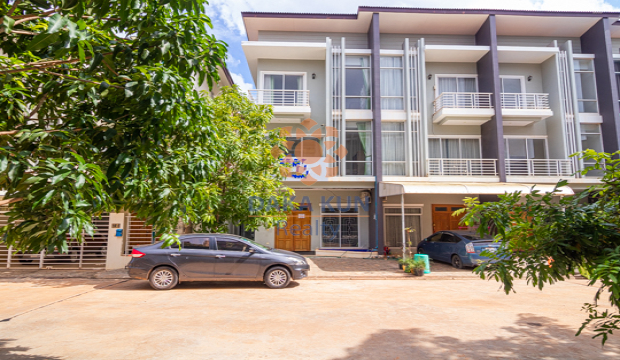 3 Bedrooms Flat House for Rent in Krong Siem Reap-Svay Dangkum