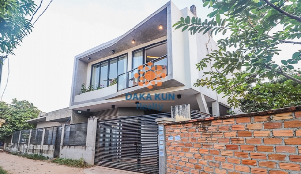 2 Bedrooms Apartment for Rent in Siem Reap-Svay Dangkum