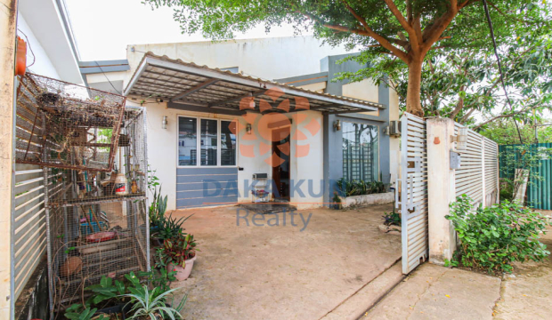 2 Bedrooms House for Sale in Siem Reap City, Svay Dangkum