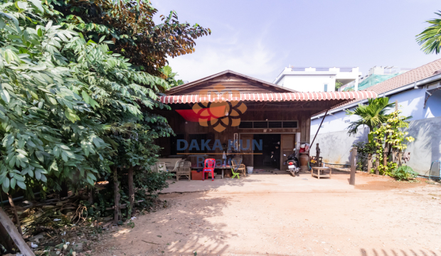 Urgent Sale Land near Sala Kamreuk-Siem Reap