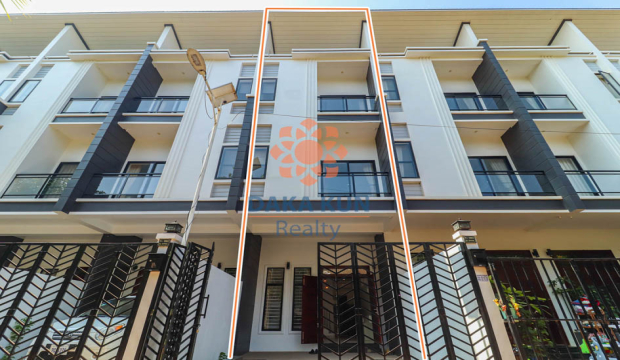 4 Bedrooms House for Rent in Siem Reap City, Sala Kamreuk