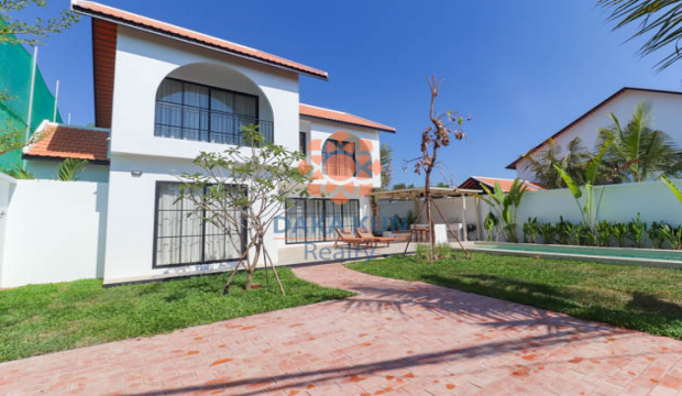 Villa with Swimming Pool for Rent in Siem Reap City, Svay Dangkum