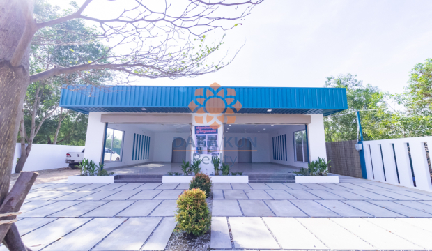 Commercial Shophouse for Rent in Siem Reap City, on the Main Road
