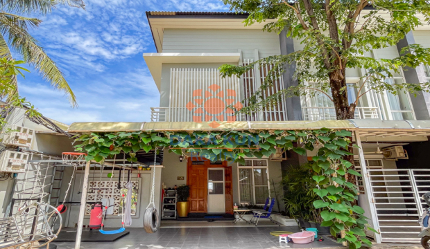 2 Bedrooms House for Sale in Siem Reap City, near Angkor Golf Resort