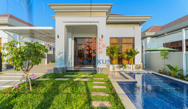 Villa with Swimming Pool for Rent in Siem Reap City