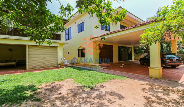 7 Bedrooms House for Rent in Siem Reap City, near Angkor Market I