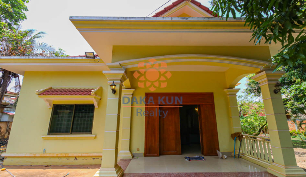 3 Bedrooms House for Rent in Siem Reap City, Svay Dangkum