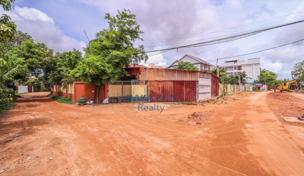 3 Bedrooms House for Rent in Siem Reap-Svay Dangkum