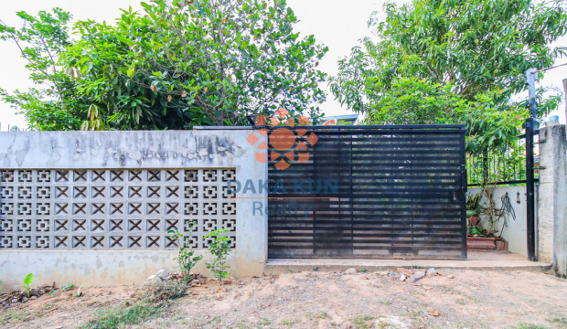 2 Bedrooms House for Sale in Siem Reap City, Svay Dangkum