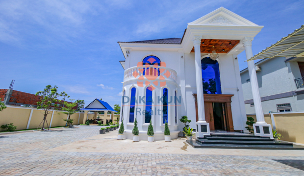 House for Sale near Prey Kuy roundabout, in Siem Reap