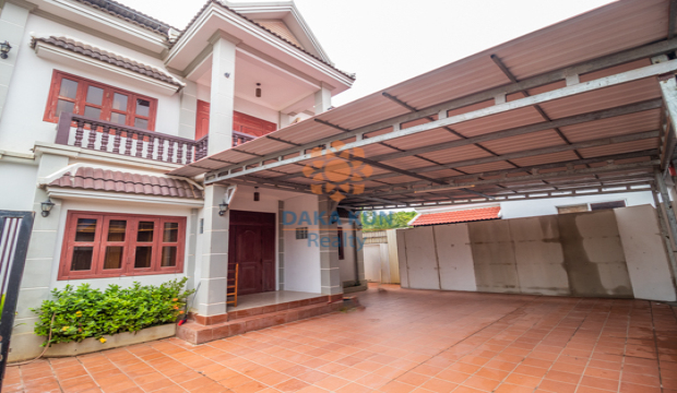 4 Bedrooms House for Rent in Krong Siem Reap-Svay Dangkum