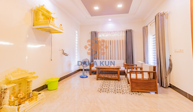 2 Bedrooms House for Rent in Siem Reap City-Chreav