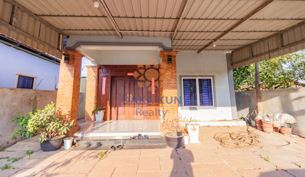 2 Bedrooms House for Rent in Siem Reap City-Chreav