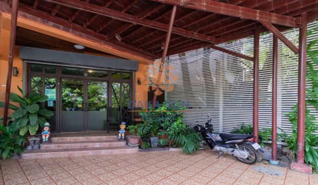 Commercial House for Sale​​ in Siem Reap City-Riverside